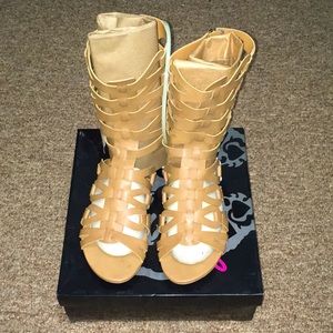 Heart soul Catalina gladiator sandals